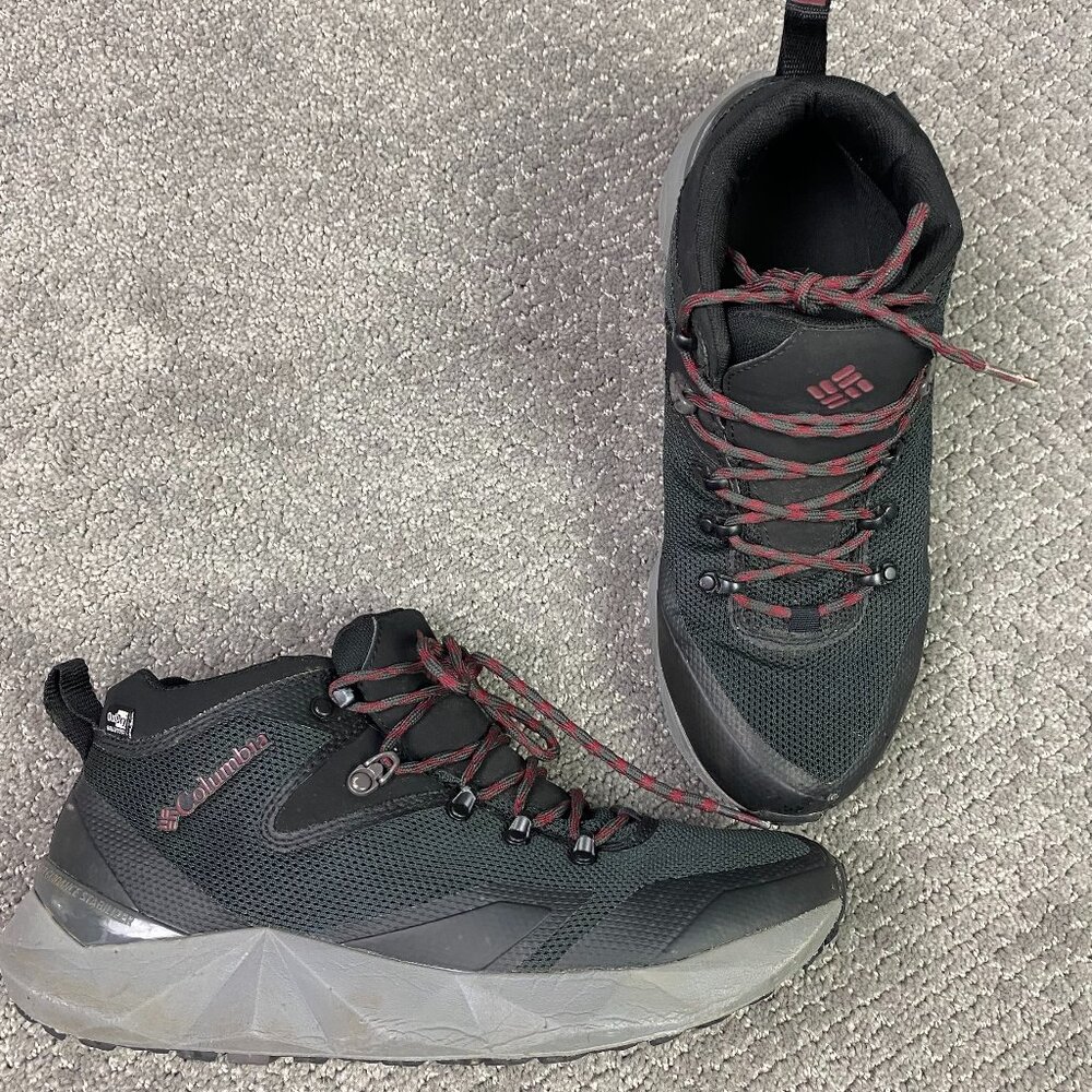 Columbia Facet 60 Outdry Shoes Boots Men's 8.5 Black Techlite Omni Grip Hiking